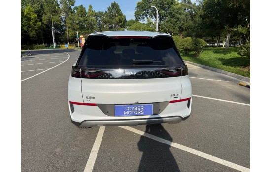 BYD Sea Lion 05 EV, пробіг 3,3 тисячі км 